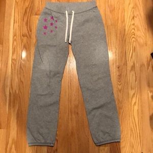 Girl’s grey sweatpants